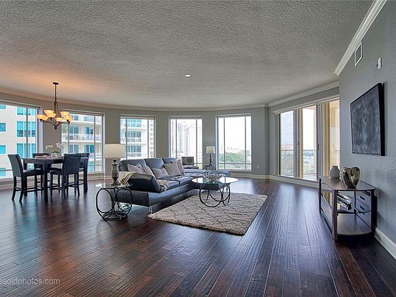 4th image of 100 Beach Dr NE Unit 801