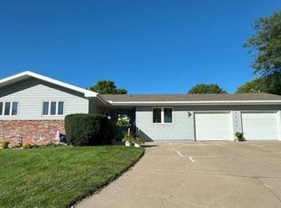 1508 Sheridan Dr, Norfolk, NE 68701
