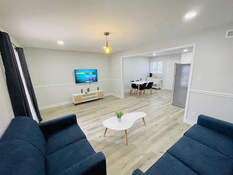 2200 Cassandra Ln #3 — Photo 17