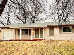 2670 Woodsage Dr, Florissant, MO