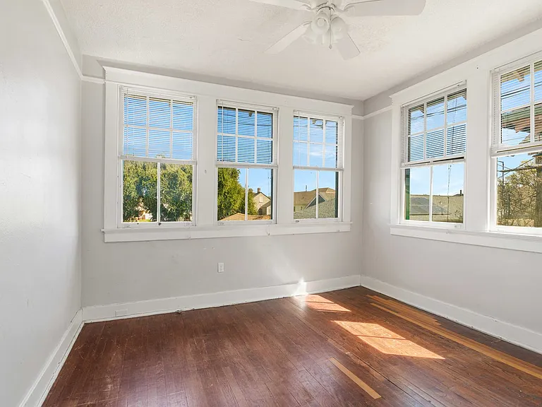 2817 Paris Ave — Photo 6