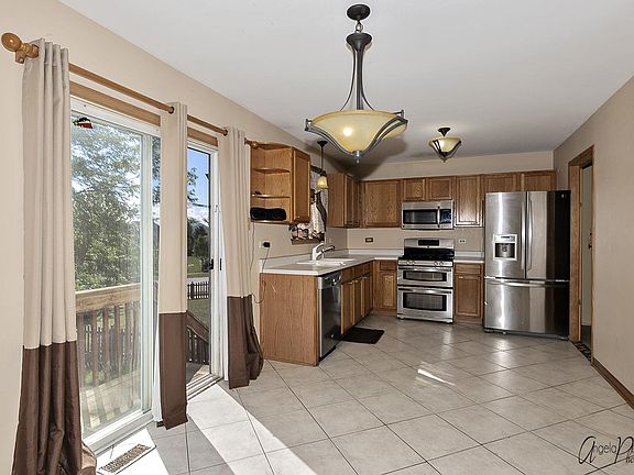 2nd image of 2241 N Sedgefield Ct