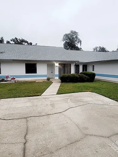 410 Landing Blvd Photo 1