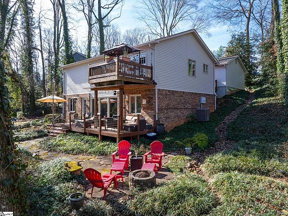 4th image of 107 Stone Ridge Ct