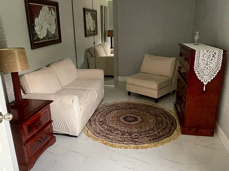 English Lake Dr — Photo 14