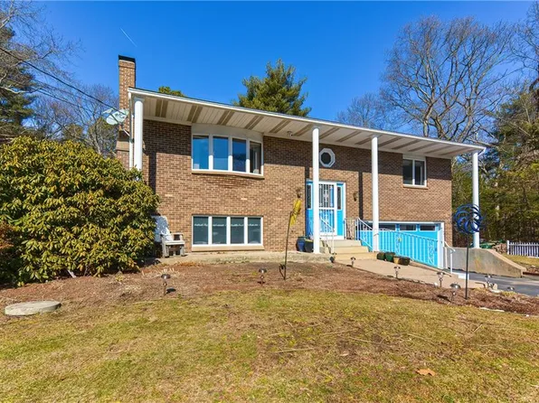 50 Monticello Dr, North Attleboro, MA 02760