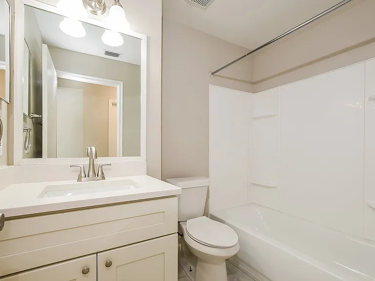9710 Red Clover Ave — Photo 15