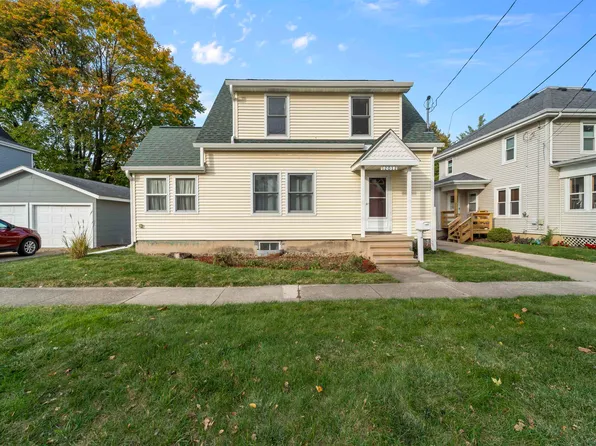 2012 Middleton St, Middleton, WI 53562