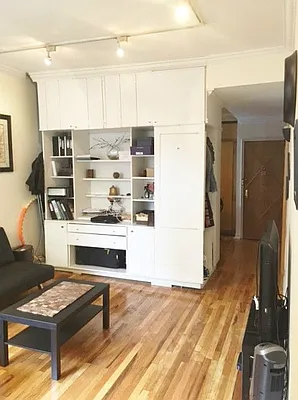 Rented by Sandra Greer Real Estate | media 17