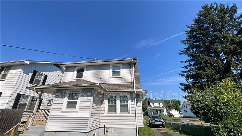 1st image of 3430 Marimont Dr