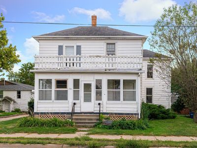 910 E Lincoln Hwy, Dekalb, IL, 60115