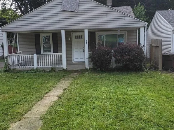 447 Valley View Dr, South Lebanon, OH 45065
