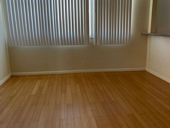 4th image of 1661 W 182nd St #65-10