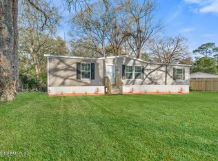 6339 Woodlawn Rd, Macclenny, FL 32063