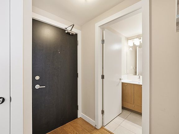 4th image of 6200 River Rd #603