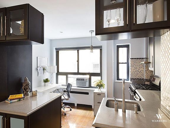 2nd image of 316 W 84th St APT 1E