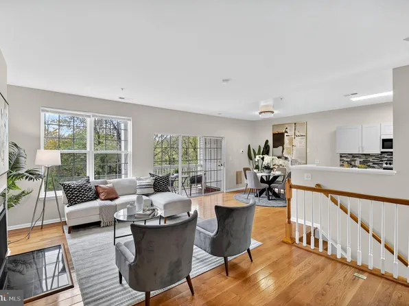 14314 Hampshire Hall Ct #908, Upper Marlboro, MD 20772