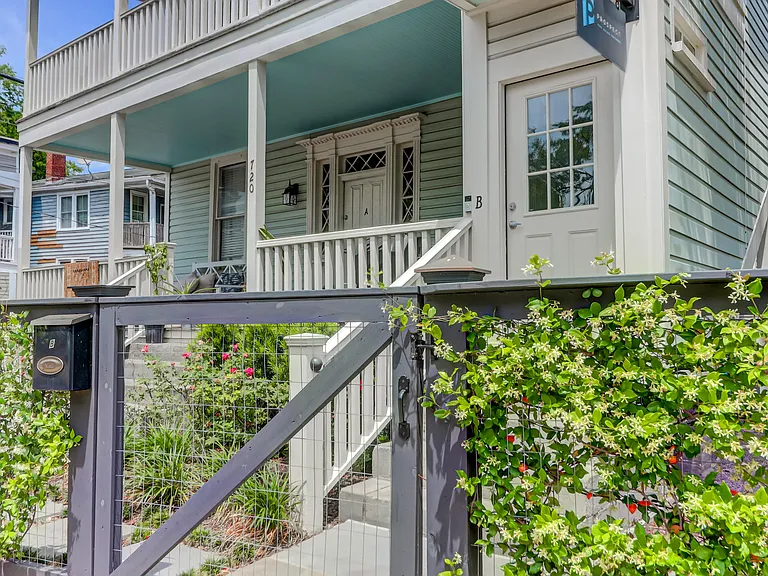 720 King St #A — Photo 11