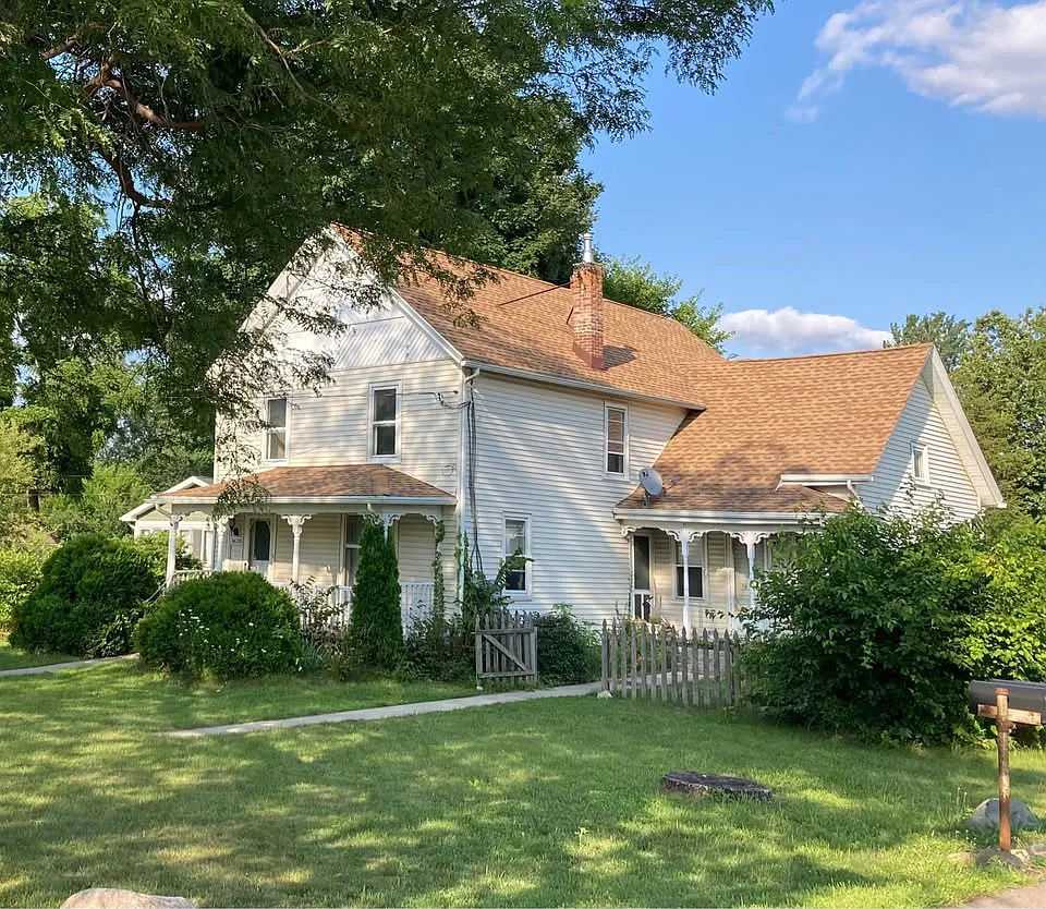 2 bed, 1200 sqft, $1,400 — Photo 1