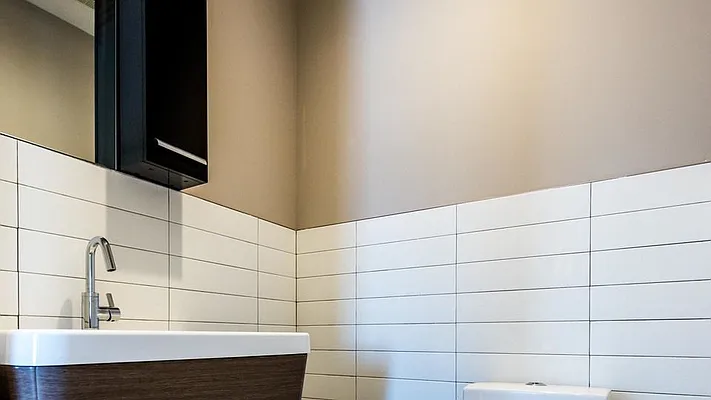 Rented by Nooklyn NYC LLC | media 33