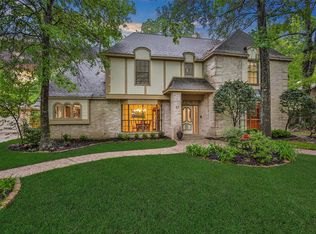 17 Crescent Falls Ct, Spring, TX 77381