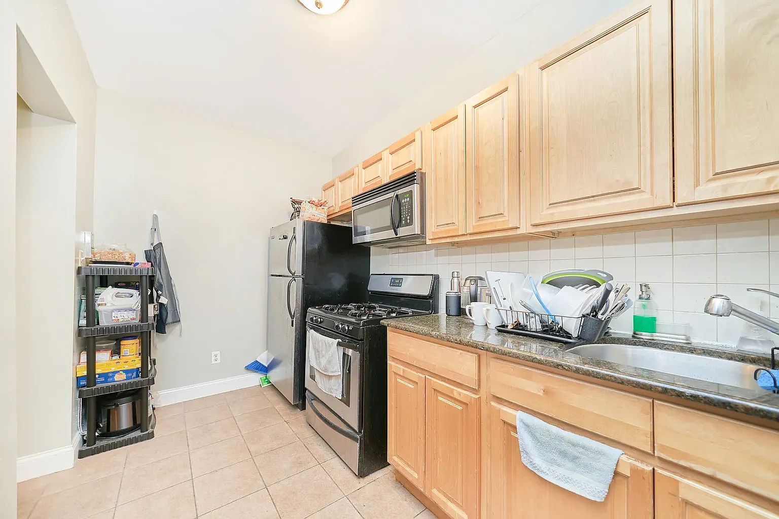 900 Riverside Drive — Photo 2