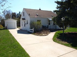 235 Nicolet Pl, De Pere, WI 54115