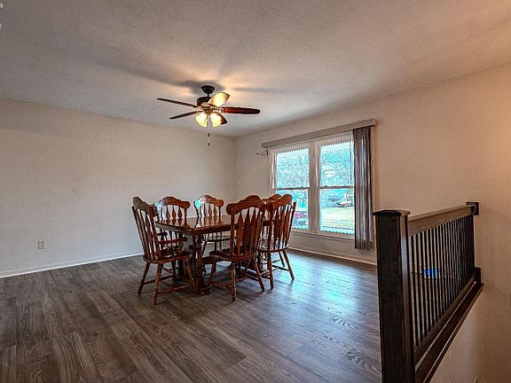 3rd image of 3810 Didion Dr