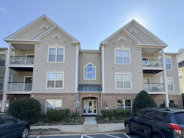 6535 Grange Ln Unit 202, Alexandria, VA 22315