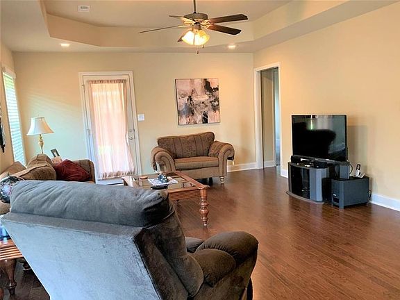 5th image of 324 Saddlegate Dr NW