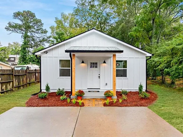 192 James St, Winder, GA 30680