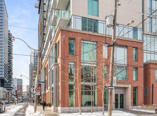220 George St #TOWNHOUSE 1, Toronto, ON M5A2N1