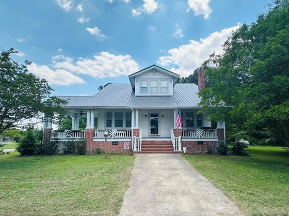 109 W Academy St, Colerain, NC 27924