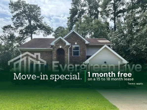 107 Calla Ct, Raeford, NC 28376