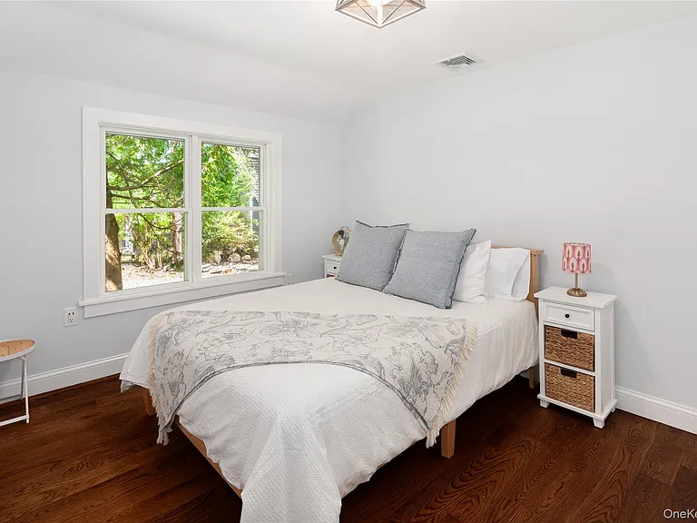 9 S Shore Dr — Photo 16