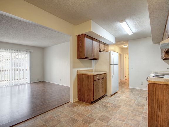 5th image of 1902 Karen Ct #340f48a55