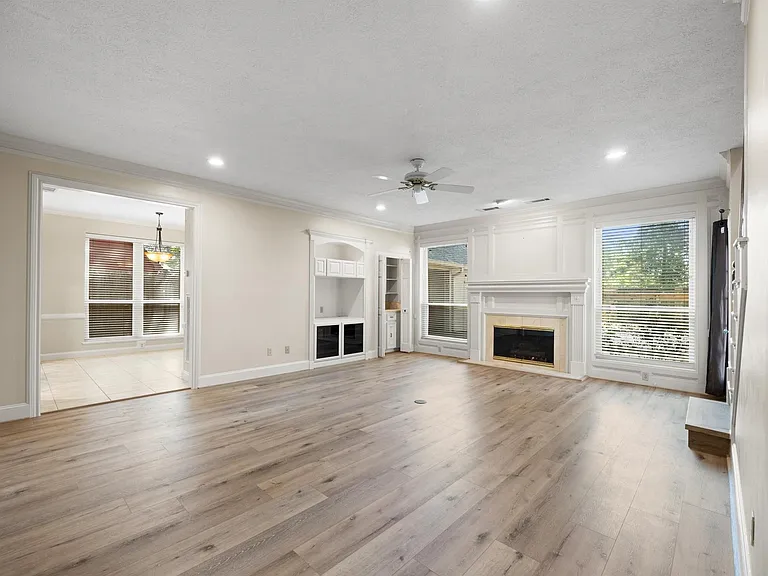 12119 Auburn Hills Dr — Photo 8
