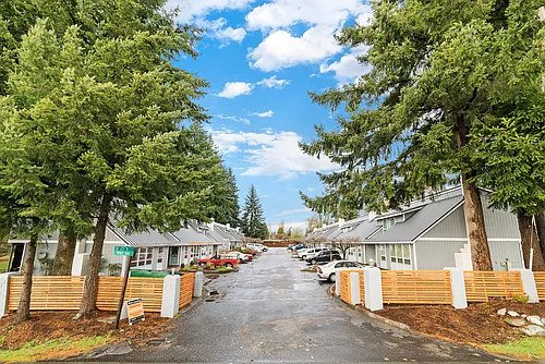 Redondo Ridge Townhomes Photo 1