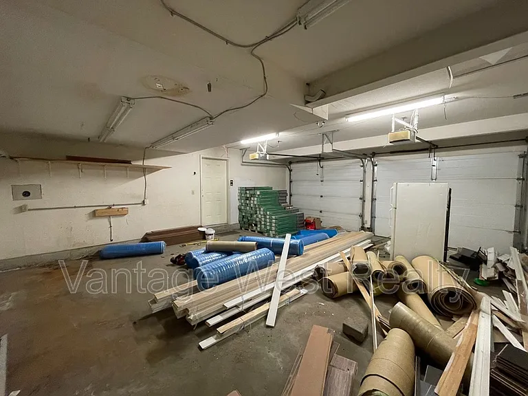 240A Wallace Rd — Photo 35