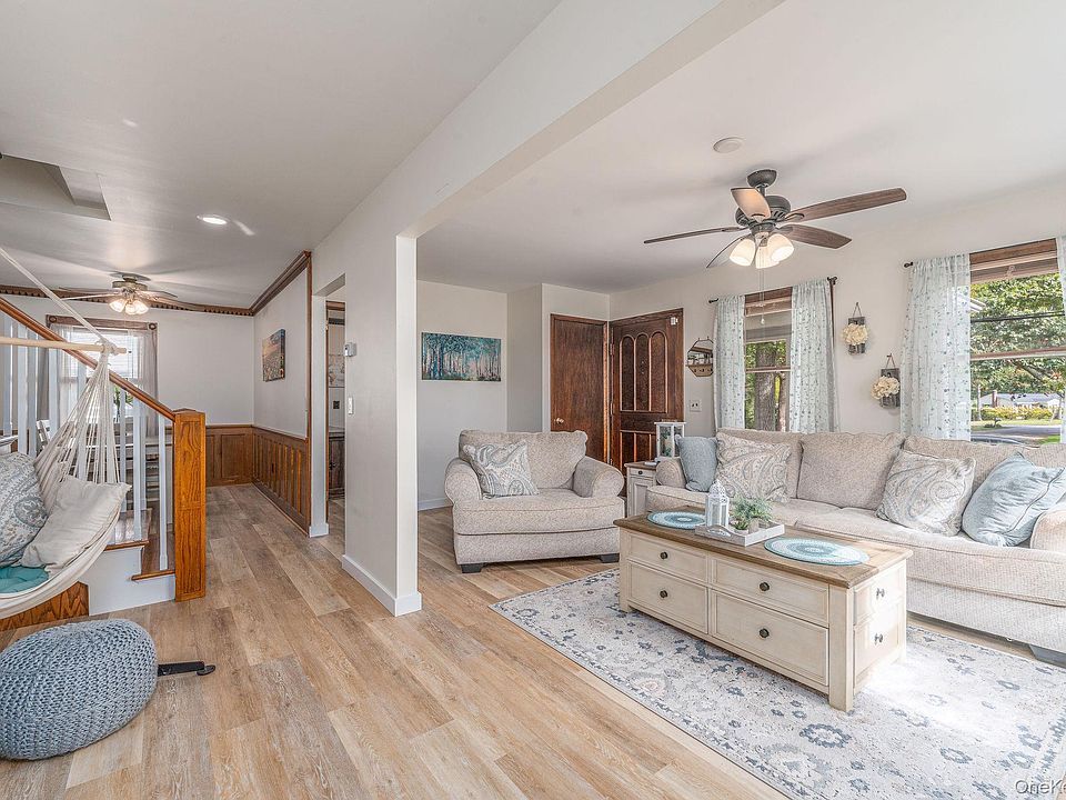 1st image of 920 Bray Avenue