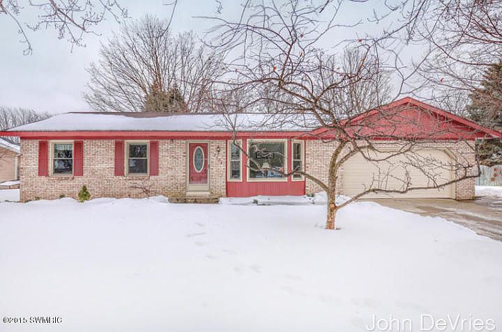 1st image of 2554 Oak Hollow Dr