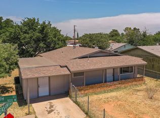 926 W 38th St, Odessa, TX 79764