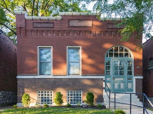 5210 Finkman St, Saint Louis, MO 63109