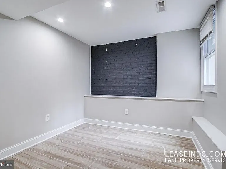 1626 Monroe St NW #1 — Photo 16