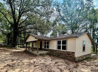 229 West St, Douglassville, TX 75560