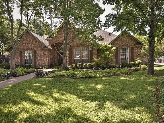 2nd image of 1614 Brentwood Trl