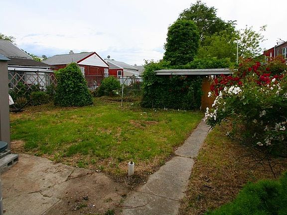 5th image of 815 Olmstead Ave