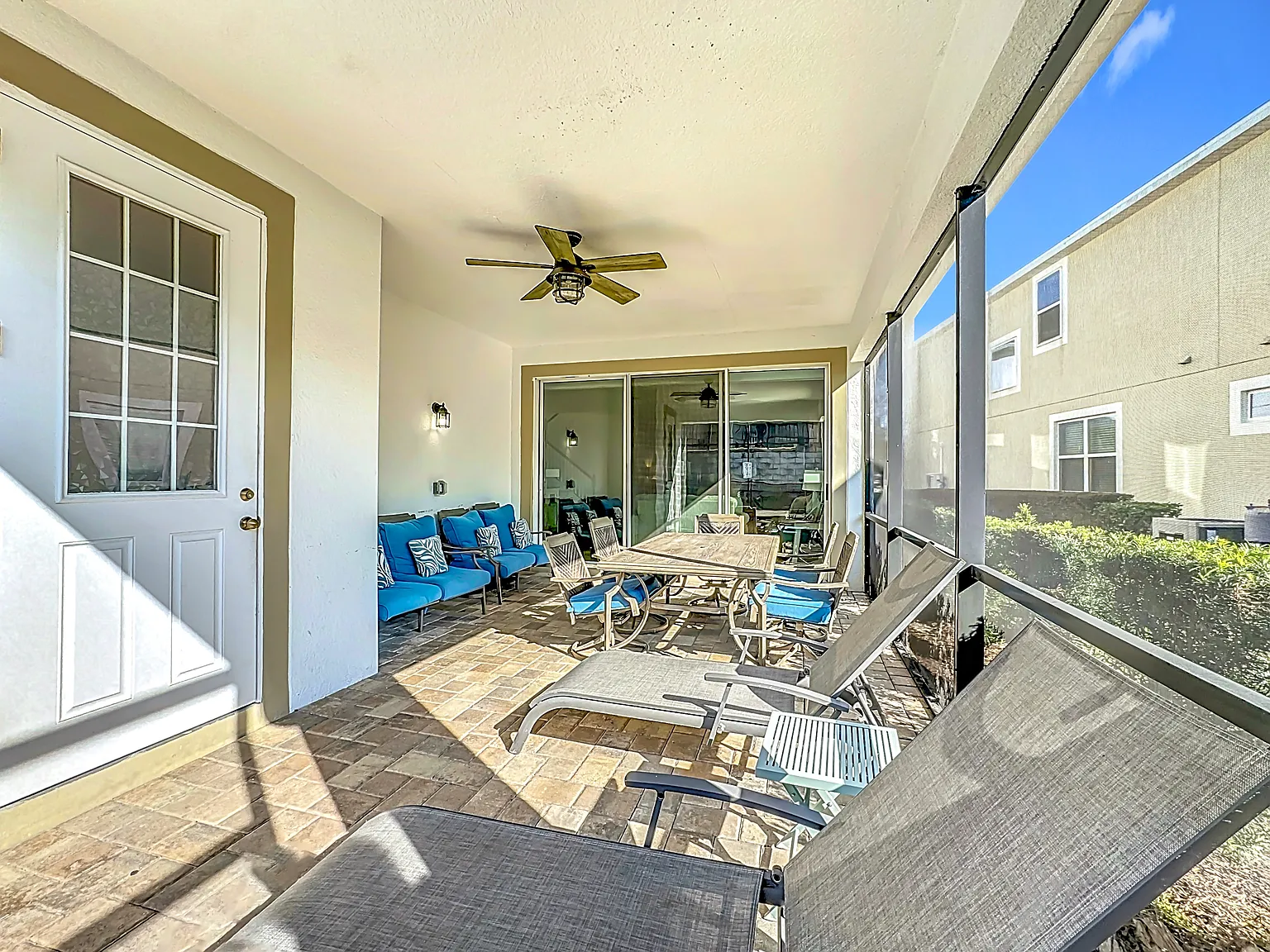 7 bed, $7,140 — Photo 3