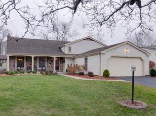 537 Revere Ave, Westmont, IL 60559