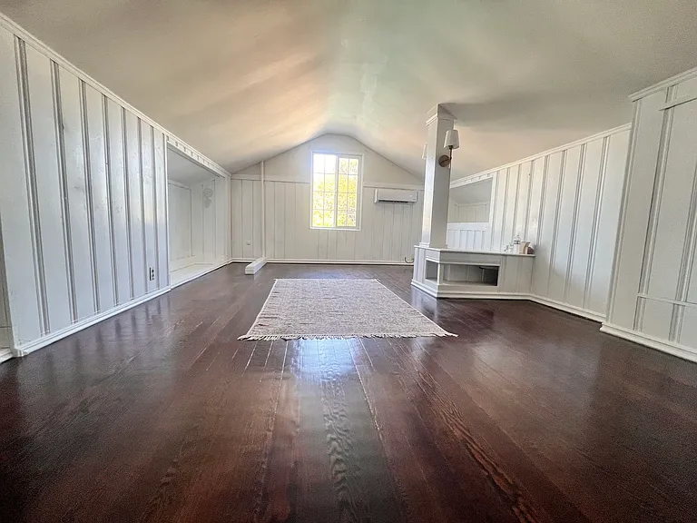 324 N Story Pl — Photo 16